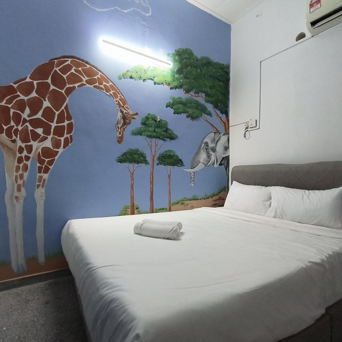 Tg103A Pet Friendly 15Pax, Near Beach Side Tanjung Bungah  Eksteriør bilde