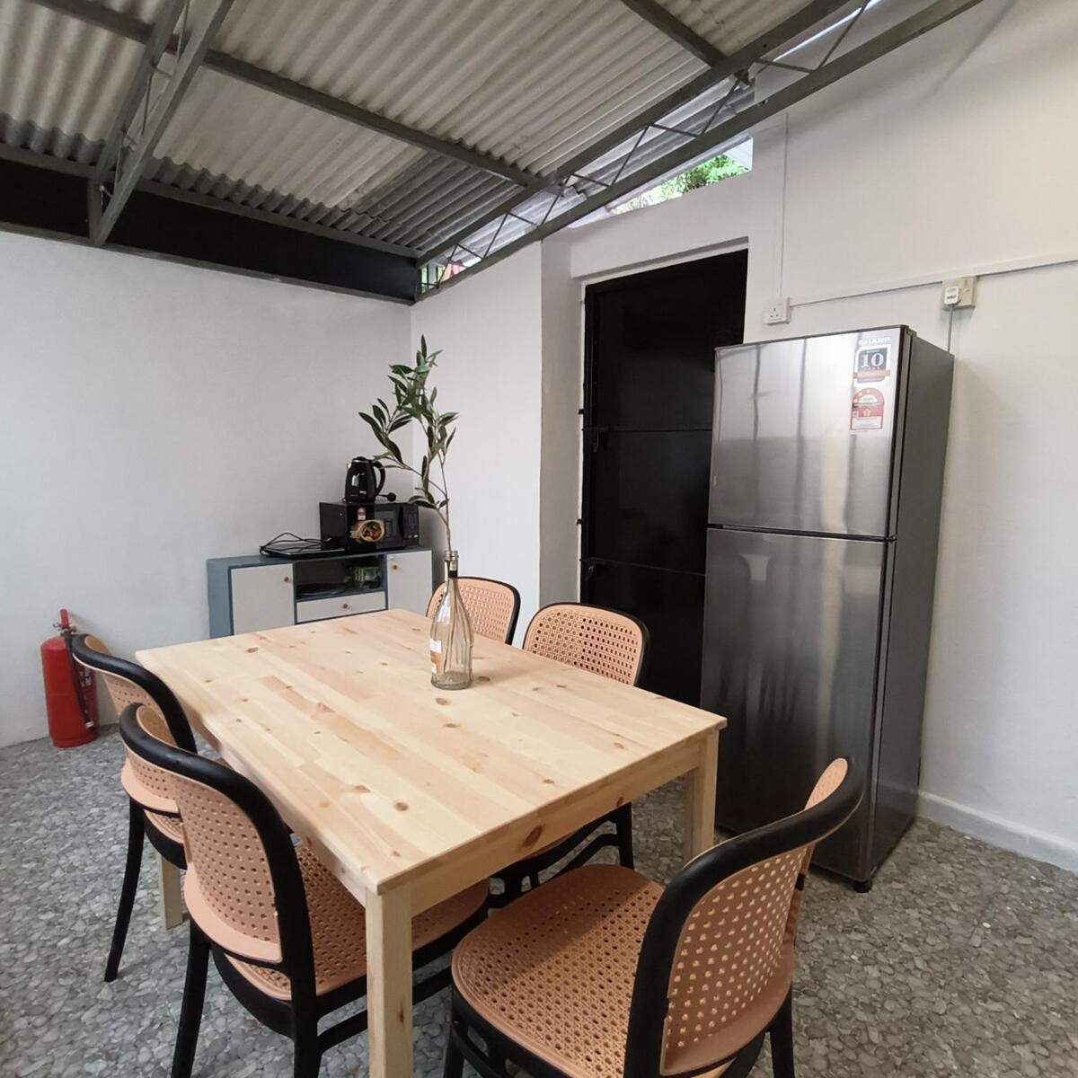 Tg103A Pet Friendly 15Pax, Near Beach Side Tanjung Bungah  Eksteriør bilde