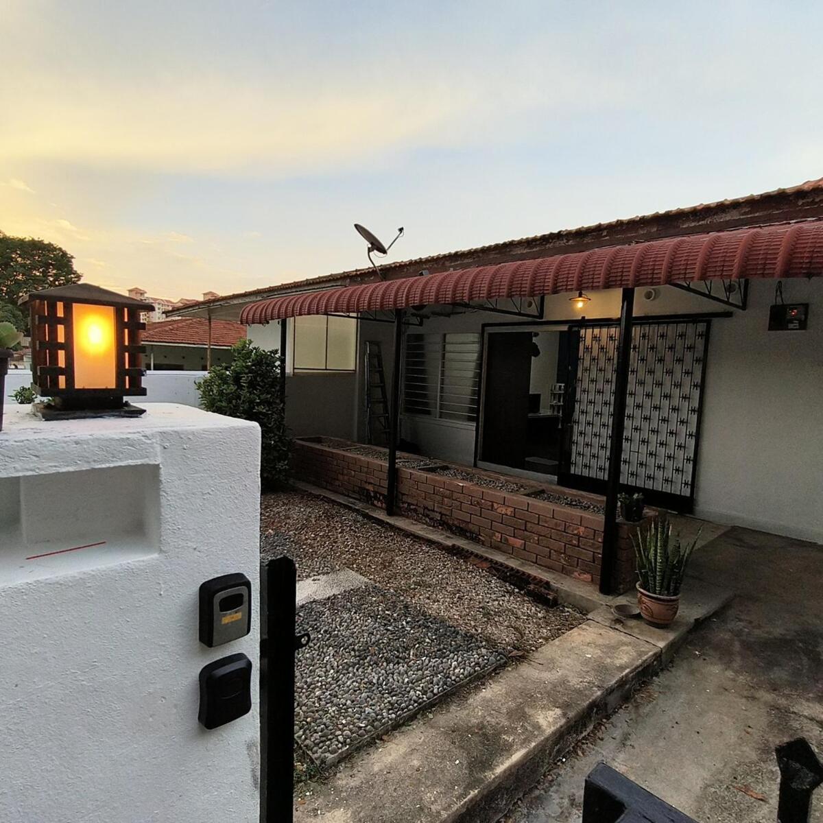 Tg103A Pet Friendly 15Pax, Near Beach Side Tanjung Bungah  Eksteriør bilde